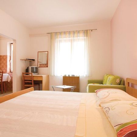 Apartments Orange 167 Novigrad Istria Buitenkant foto